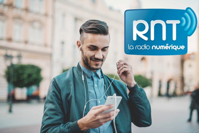 Quels sont les équipements nécessaires pour écouter la RNT ?